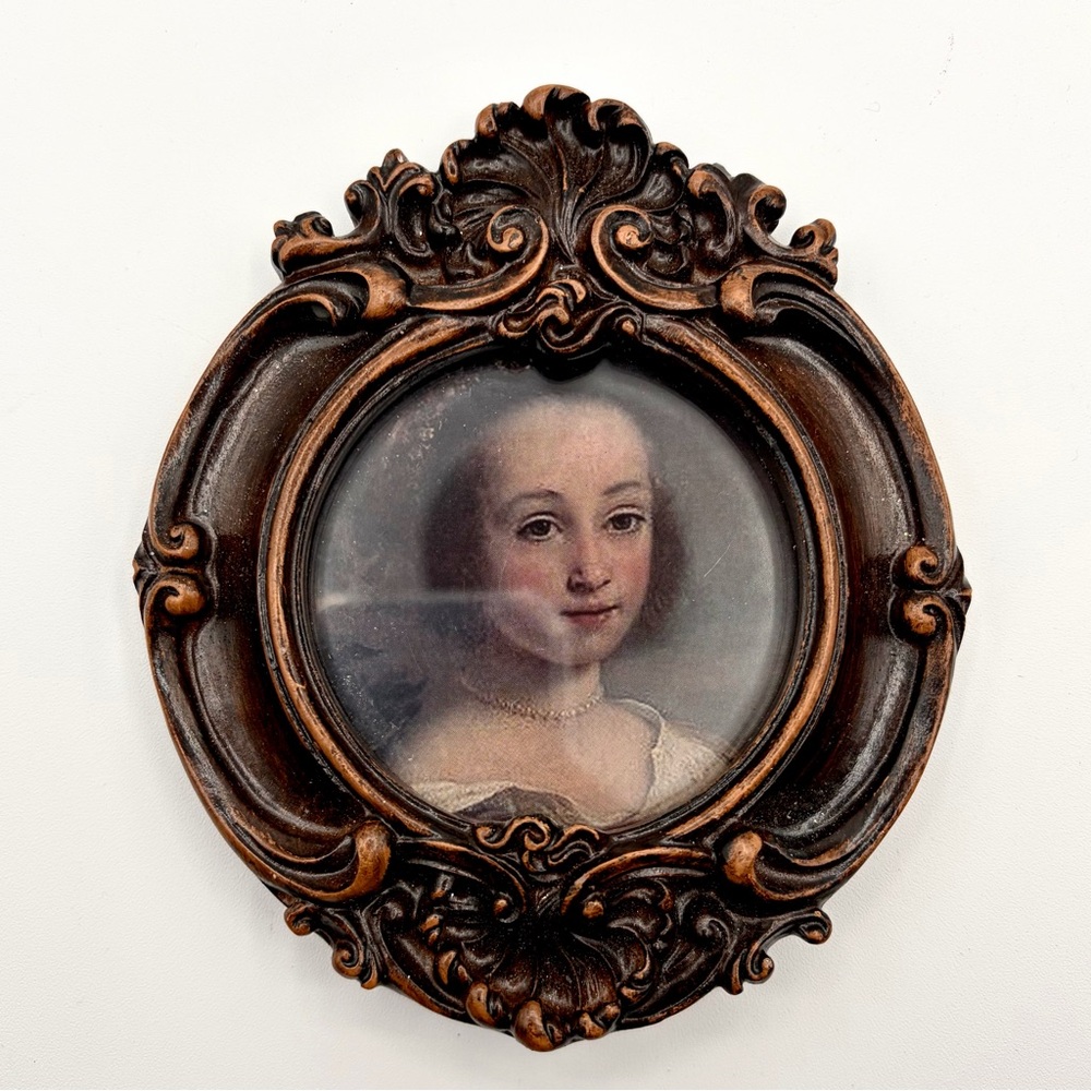Ornate Brown 3x3 Picture Frame / Photo Holder